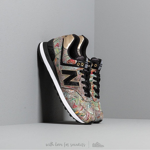 New Balance 574 - Picture 12 of 12